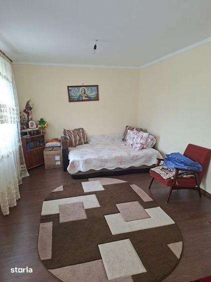 Casă cu 3 camere decomandat cu Teren 62 Mp în Central