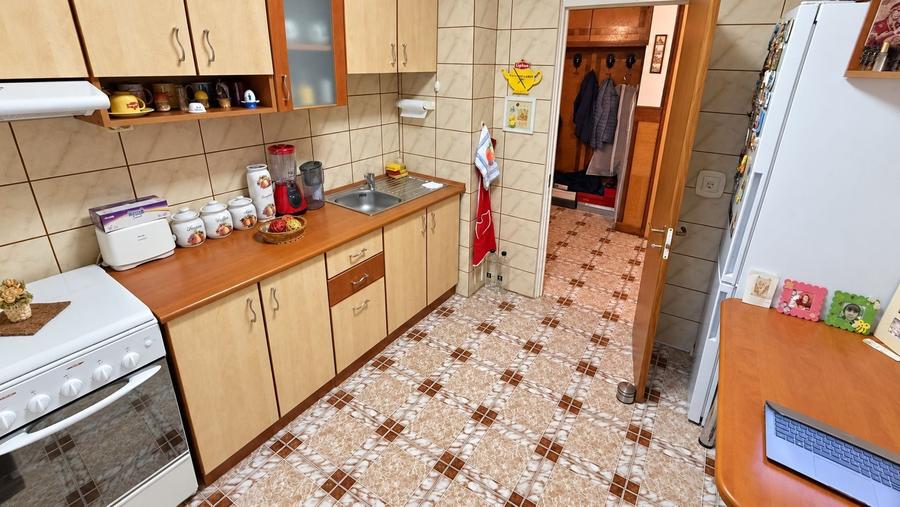 Apartament cu 2 camere decomandat, mobilat în Aviației