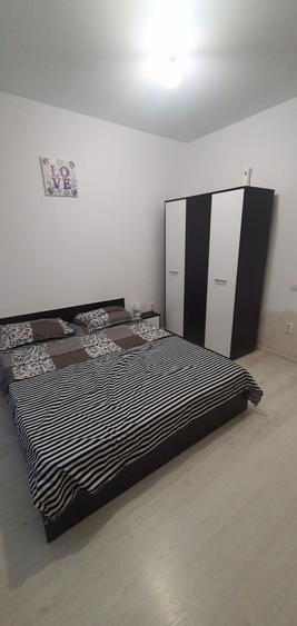 Apartament cu 2 camere, etj 2, - 2