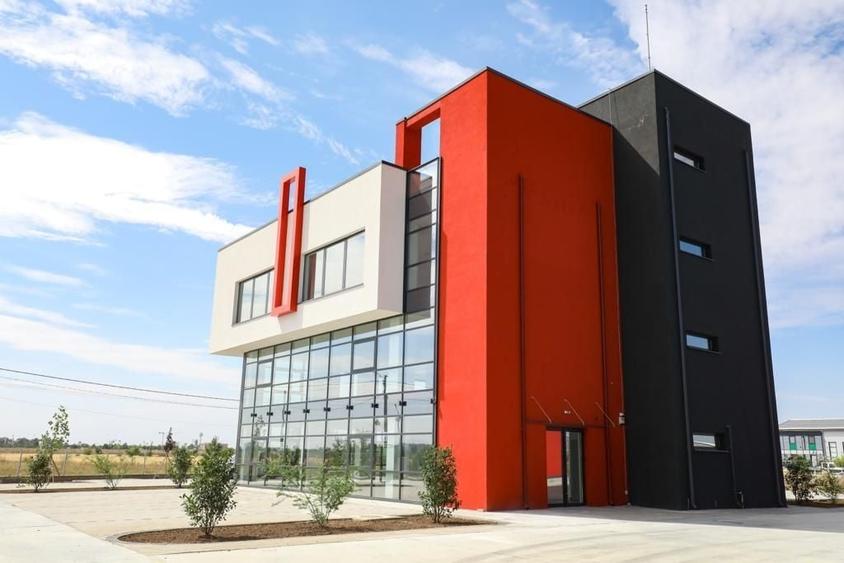 Spațiu industrial, de 600 mp, în Aeroport