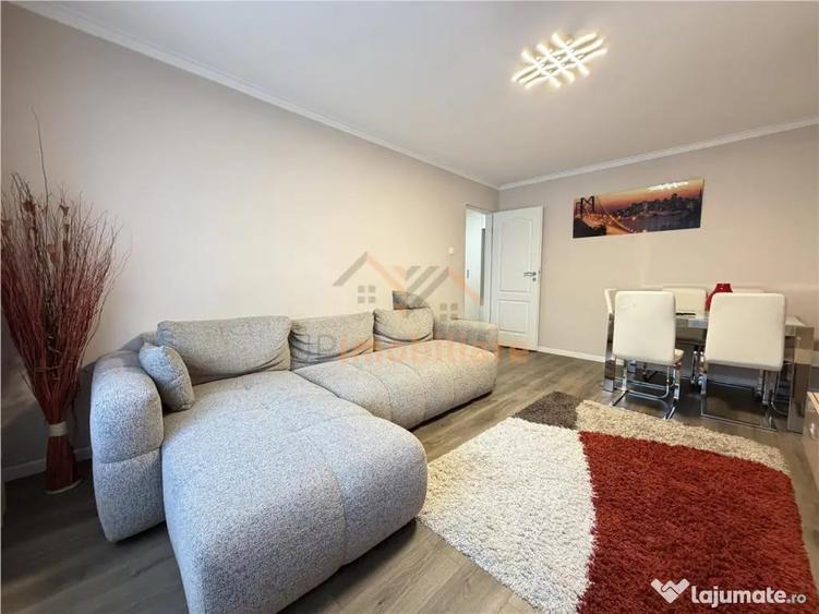 Apartament cu 3 camere decomandat în Rogerius