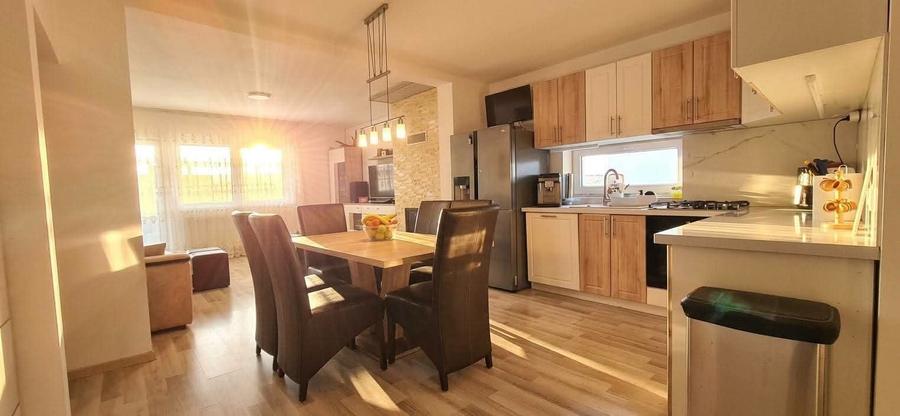 Duplex cu 4 camere cu Teren 175 Mp în Tărlungeni
