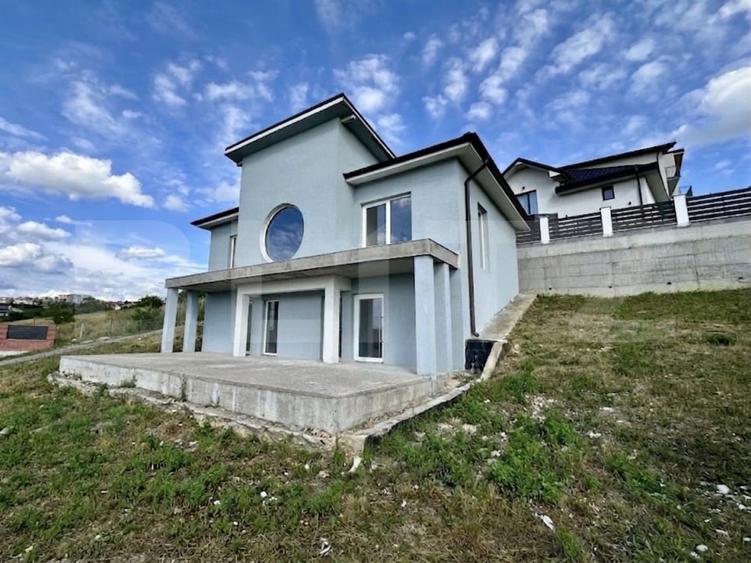 Casă individuală cu 5 camere cu Teren 500 Mp în Apahida