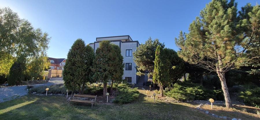 Casă individuală cu 10 camere cu Canalizare în Unirii