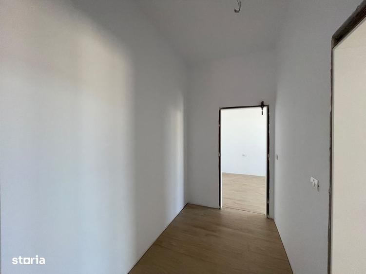 Casă cu 4 camere în Moșnița Nouă