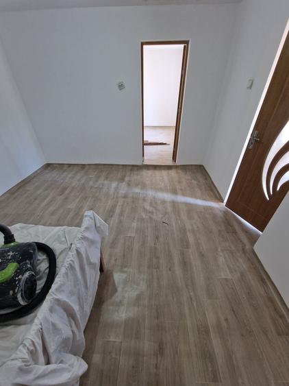 Casă cu 4 camere în Seimeni