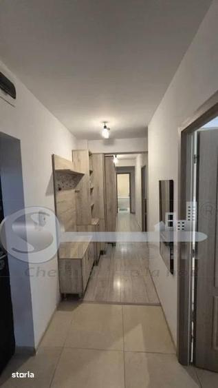 Apartament cu 3 camere decomandat, mobilat în Hala Centrală