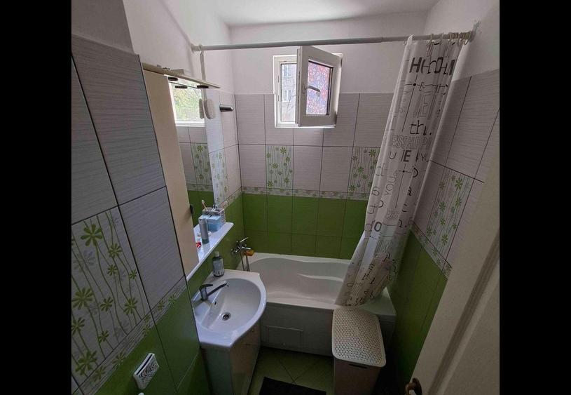 Apartament cu 2 camere decomandat, mobilat în Drumul Taberei