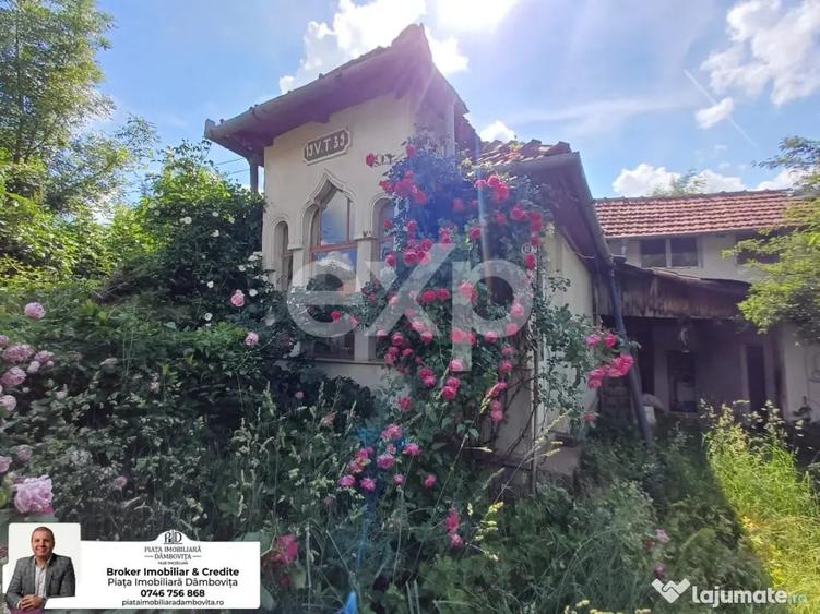 Casă cu 5 camere cu Teren 1749 Mp în Pietroșița