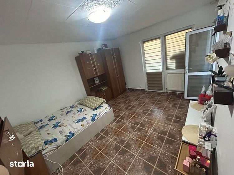 Garsonieră decomandată în Plopilor