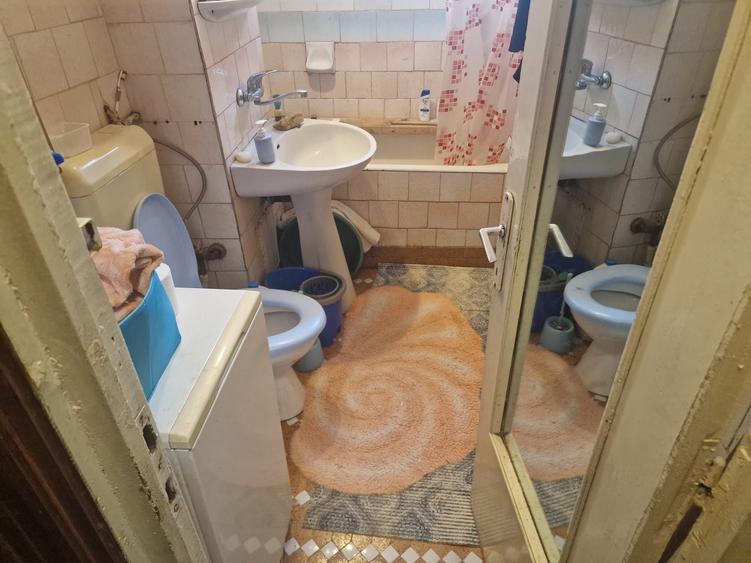 Apartament cu 2 camere decomandat în Precista