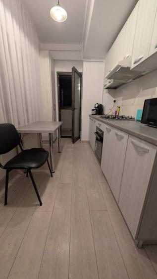 Inchiriez apartament 2 camere - 3
