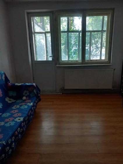 Apartament cu 2 camere semidecomandat în Exterior Vest