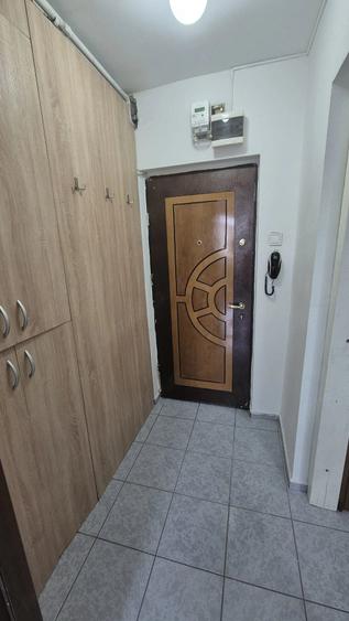 Garsonieră semidecomandată în Costin Georgian
