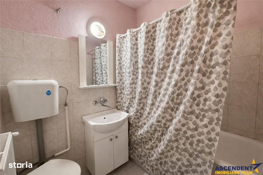 Spațiu comercial, de 270 mp, în Central