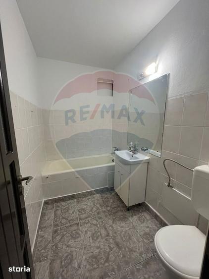 Spațiu comercial, de 30 mp, în Drumul Taberei