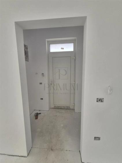 Duplex parter - 2 dormitoare - zona foarte buna - 18