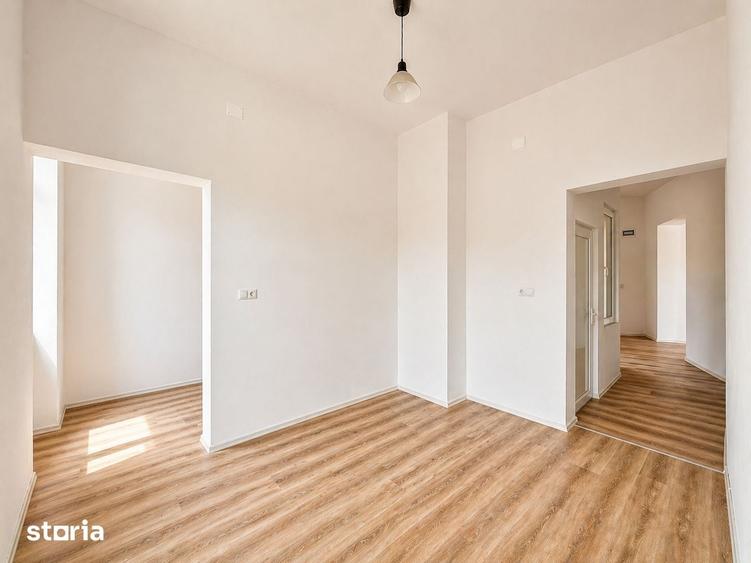 Apartament cu 4 camere în Orașul Nou