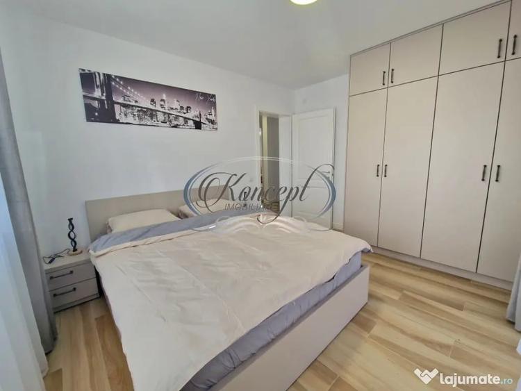 Apartament cu 4 camere semidecomandat în Borhanci