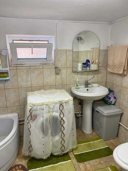 Casă cu 3 camere în Cobadin