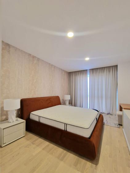 Apartament cu 3 camere decomandat în Pipera