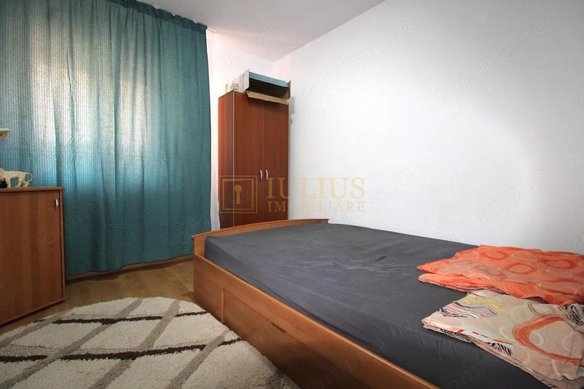 Apartament cu 3 camere semidecomandat în Complex Studențesc