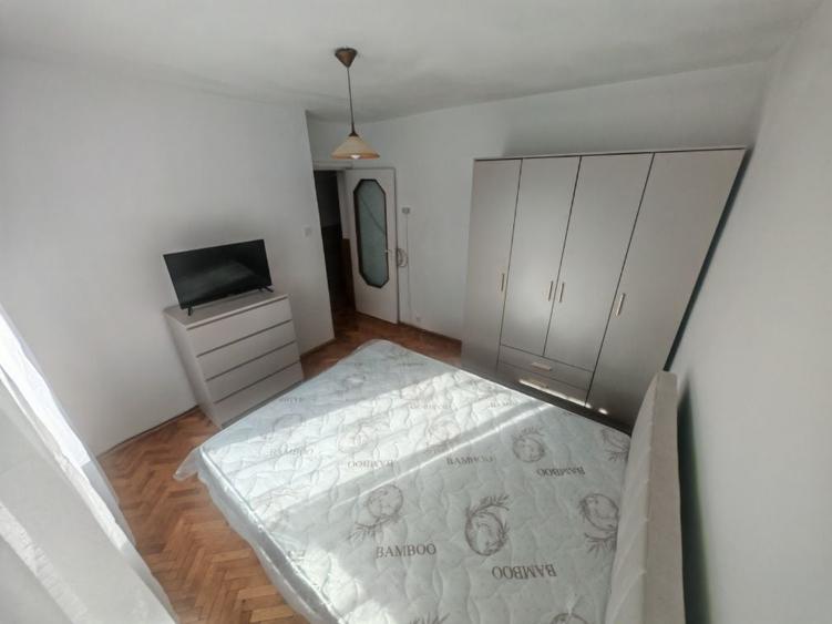 Apartament cu 2 camere decomandat în Tudor