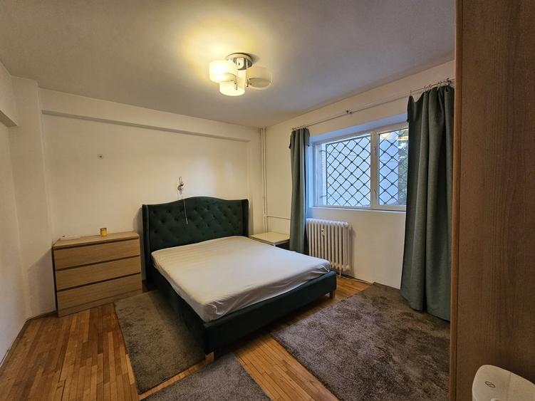 Apartament semidecomandat în Sud