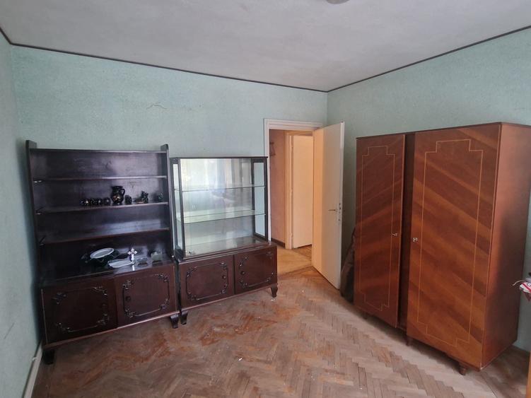 Apartament cu 2 camere semidecomandat în Ultracentral