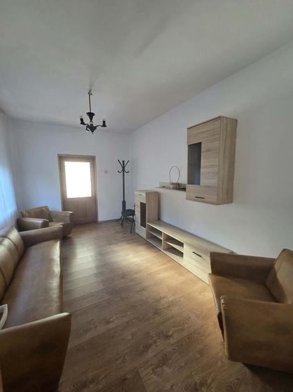 Casă cu 3 camere cu Teren 1700 Mp în Filipeștii de Pădure
