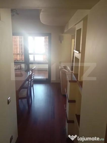Apartament cu 4 camere decomandat, mobilat în Cetate