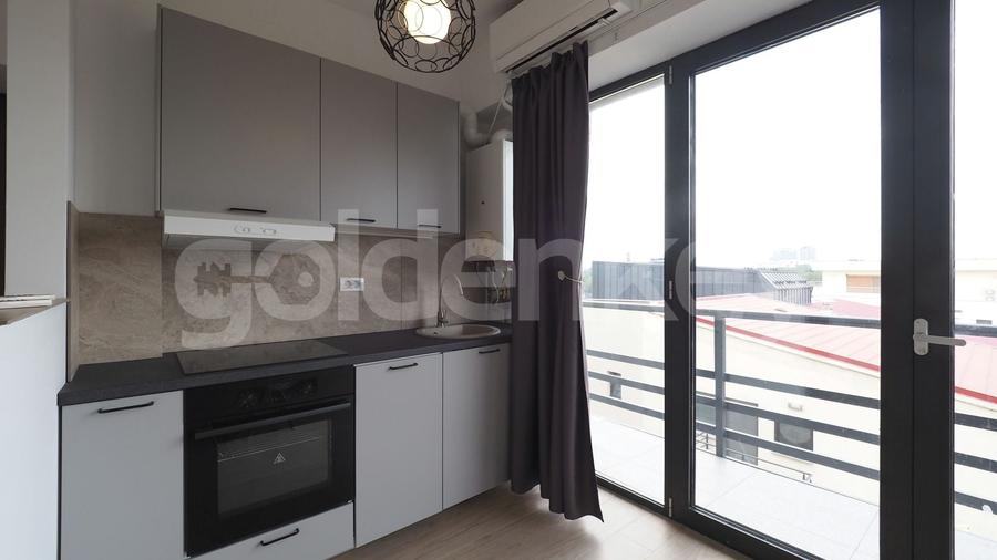 Apartament cu 3 camere decomandat, mobilat în Barbu Văcărescu