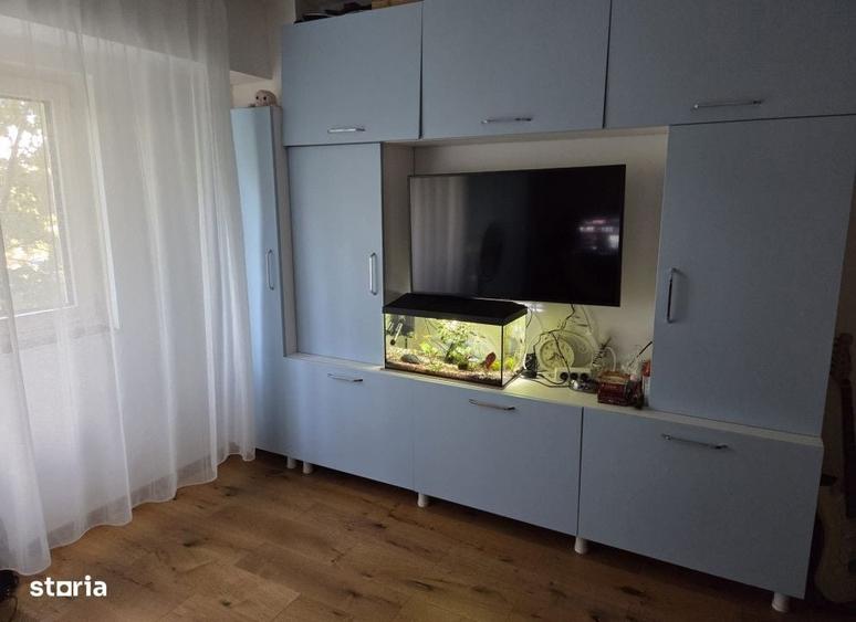 Apartament cu 3 camere în Nicolina