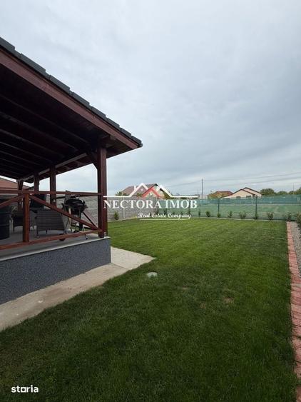 Casă cu 4 camere semidecomandat în Biharia