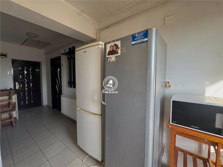 Apartament cu 2 camere decomandat în Valea Adâncă
