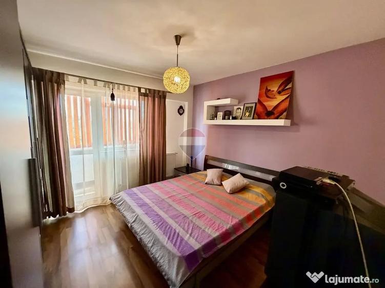 Apartament cu 3 camere decomandat în Ultracentral