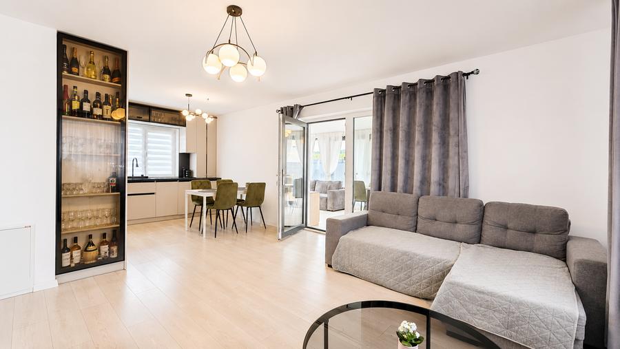 Casă individuală cu 3 camere cu Teren 400 Mp în Miroslava