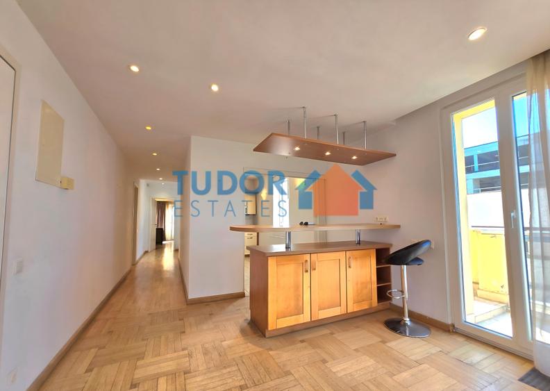 Apartament cu 3 camere, mobilat în Șoseaua Nordului