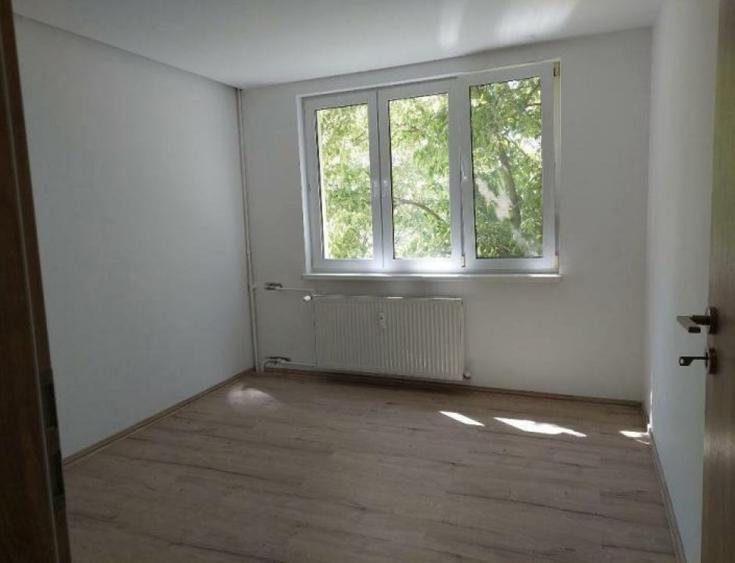 Apartament cu 4 camere decomandat în 1 Decembrie 1918