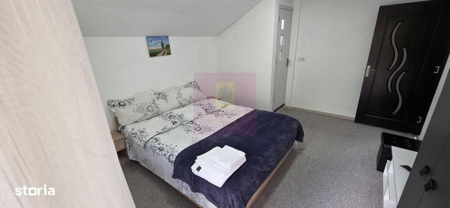 Casă cu 4 camere în Trăisteni