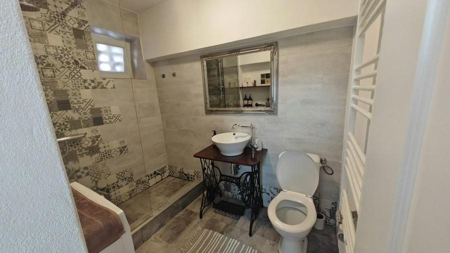 Proprietar inchiriez aprtament 2 camere - 4