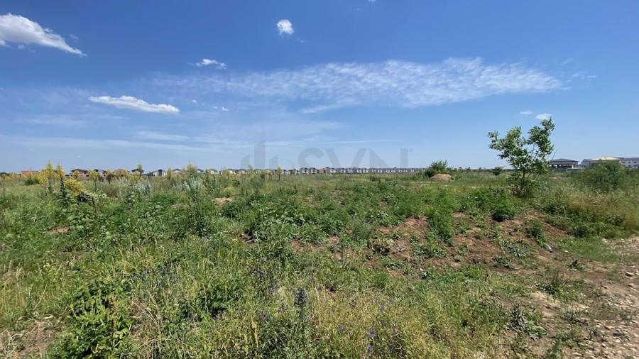 Teren Construcții intravilan de 3415 mp, în Nord