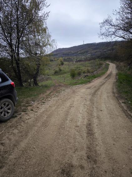 Teren Construcții intravilan de 5800 mp, în Periferie