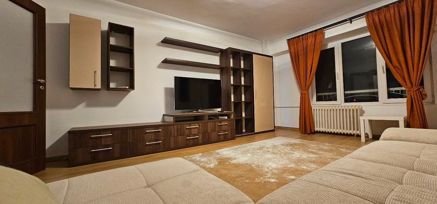 Apartament cu 3 camere decomandat, mobilat în Lujerului