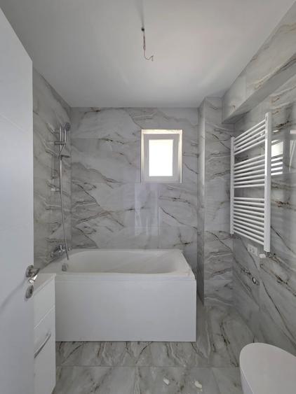 Apartament 2 camere de vanzare Platinum Residence sector 4 - 12