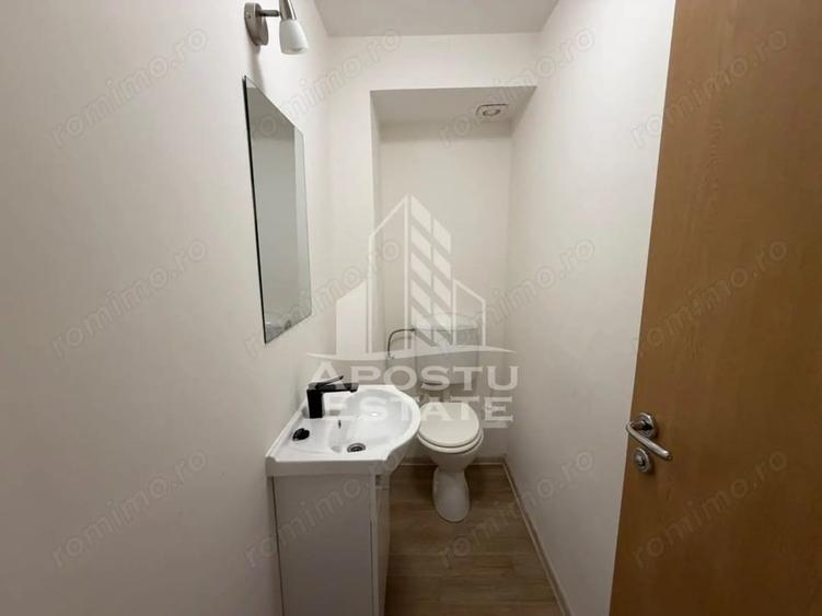 Apartament cu 3 camere decomandat în Lipovei