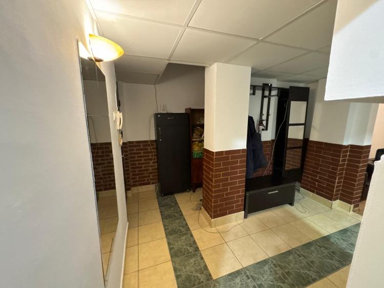 Apartament cu 2 camere semidecomandat, mobilat în P-ța Sfinții Voievozi
