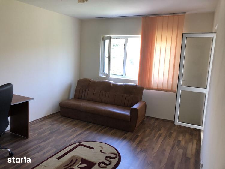 Apartament cu 2 camere, mobilat în Berceni