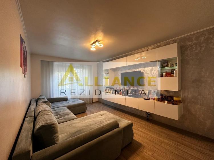 Apartament cu 3 camere decomandat, mobilat în Apărătorii Patriei