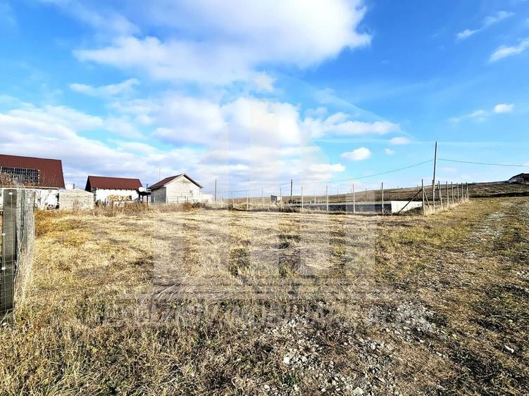 Teren Construcții intravilan de 509 mp, în Oarda